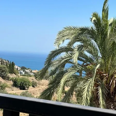 Stunning With Sea Views & Jacuzzi Villa *