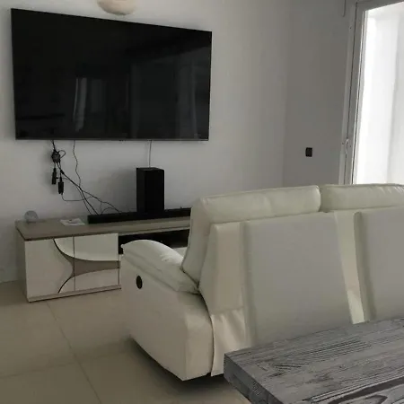Stunning With Sea Views & Jacuzzi Villa