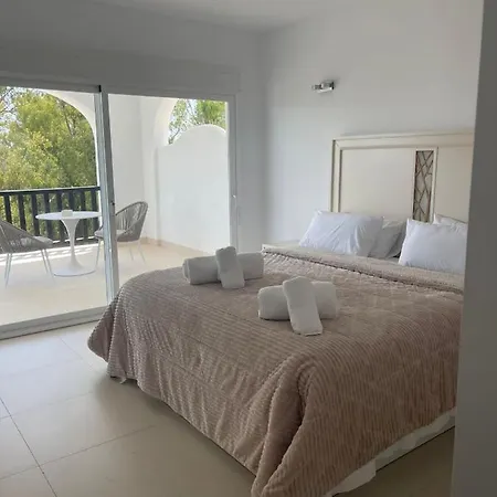 Stunning With Sea Views & Jacuzzi Villa