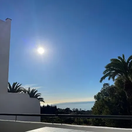 Villa Stunning With Sea Views & Jacuzzi